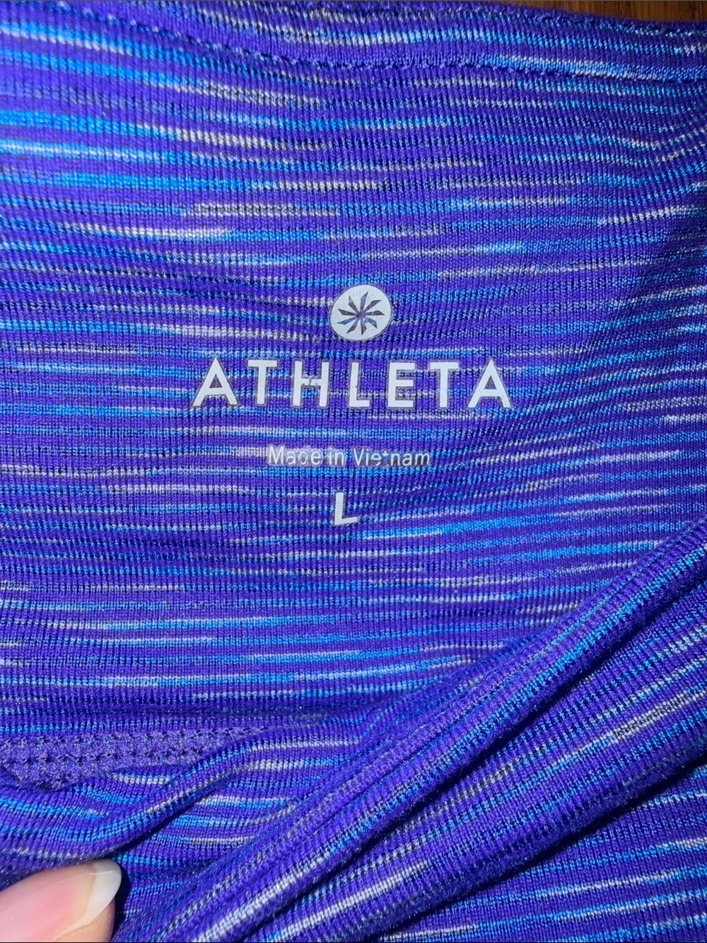 Athleta Fun Design Capris - Picture 2 of 8